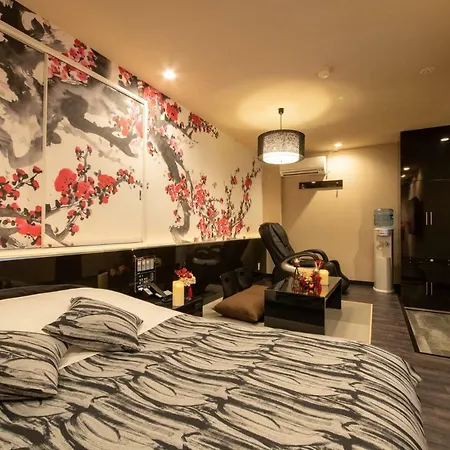 Hotel Waraku Shibukawa Esterno foto