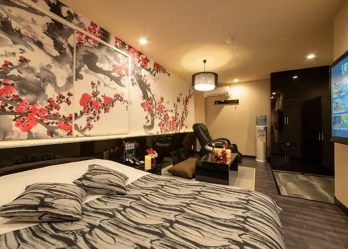 Hotel Waraku Shibukawa